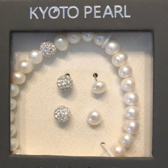 Pearl and crystal ball bracelet with earrings - Picture 1 of 2